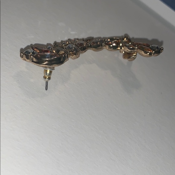 Earring - Picture 2 of 4